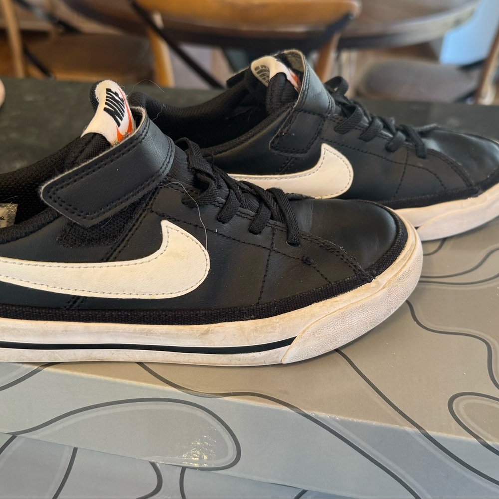 Nike Kids Black and White Sneakers